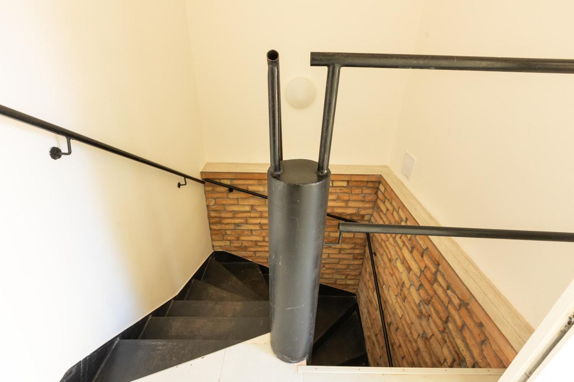Spacious Apartment In Quiet Courtyard Near Charles Bridge Praha Eksteriør bilde