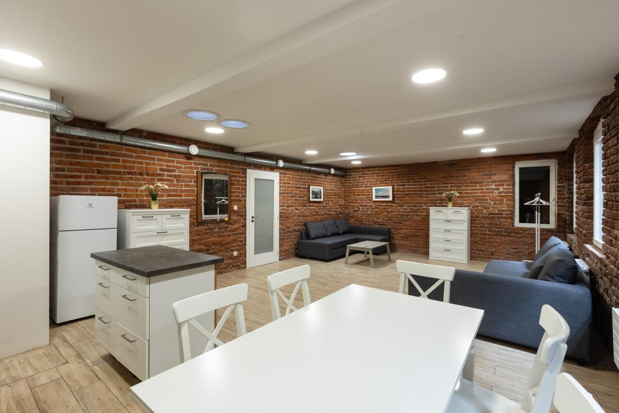 Spacious Apartment In Quiet Courtyard Near Charles Bridge Praha Eksteriør bilde